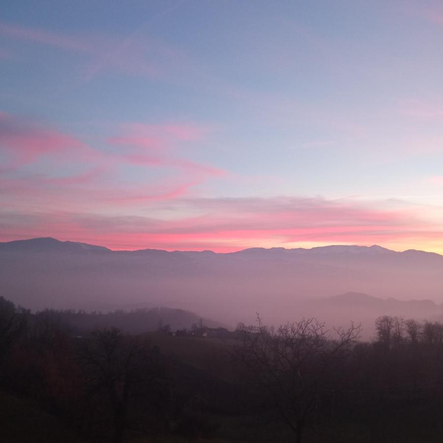 Bed and Breakfast Casale Monte Valestra Bebbio Экстерьер фото