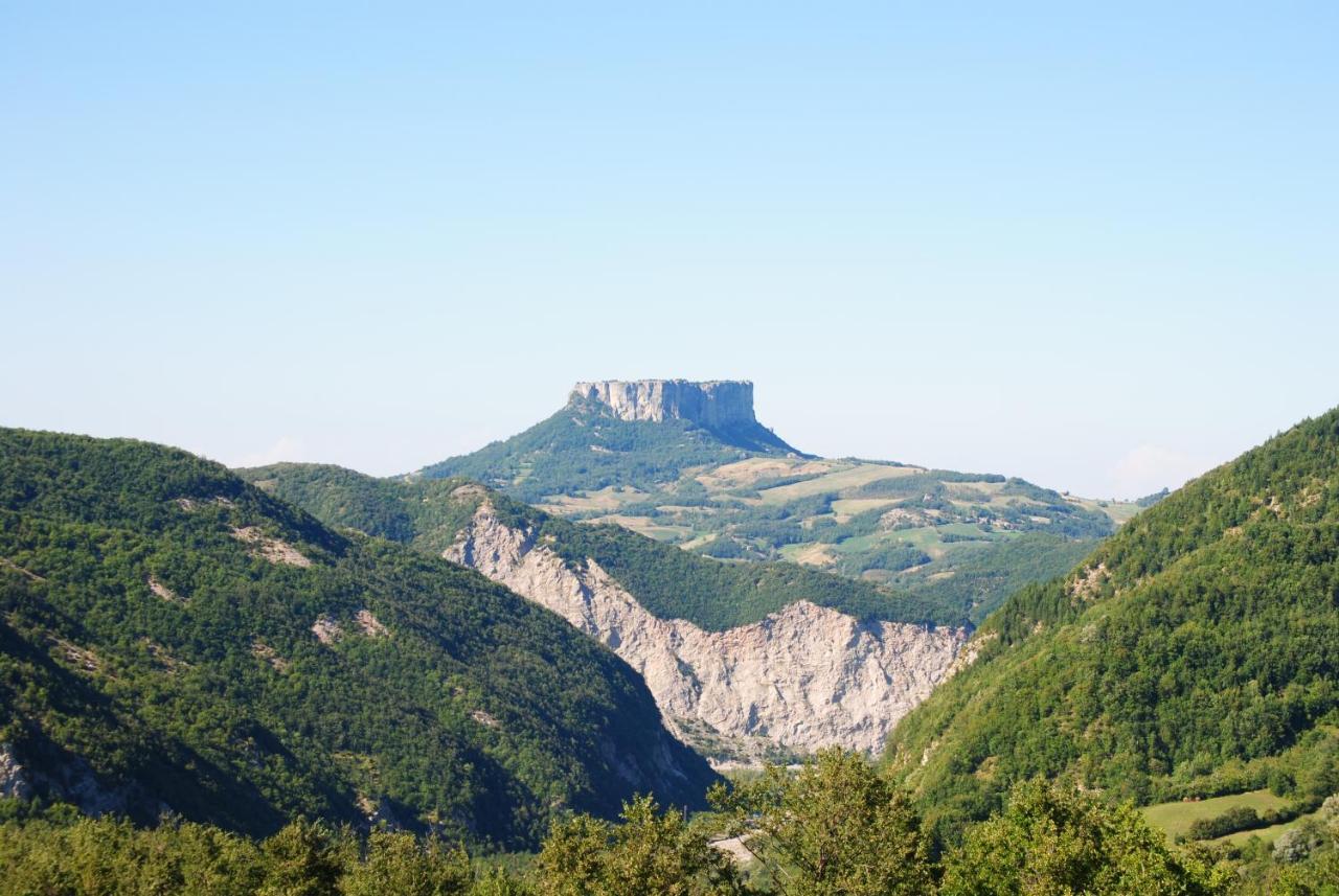 Bed and Breakfast Casale Monte Valestra Bebbio Экстерьер фото