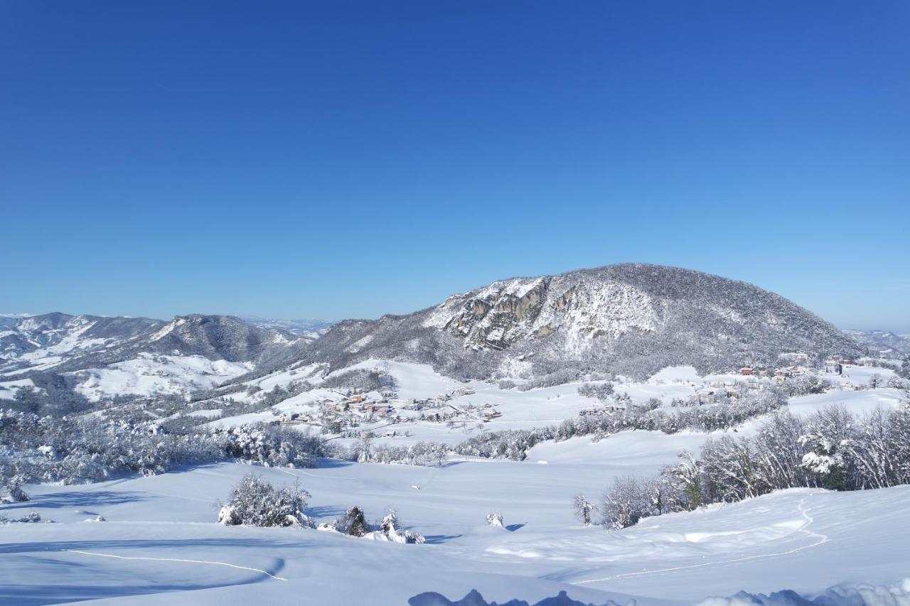 Bed and Breakfast Casale Monte Valestra Bebbio Экстерьер фото