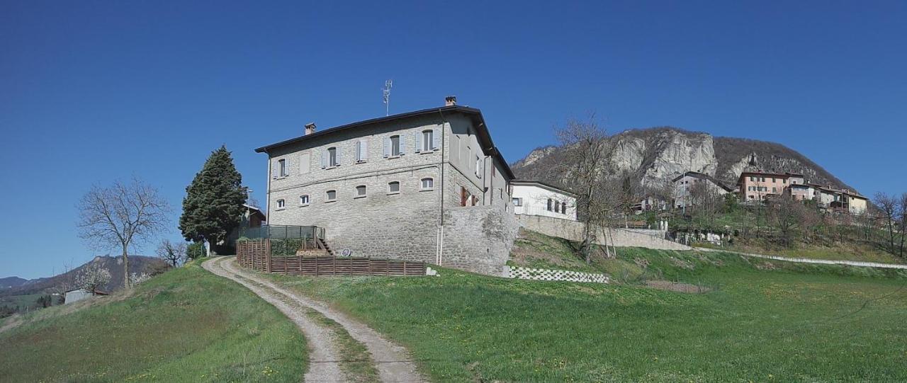 Bed and Breakfast Casale Monte Valestra Bebbio Экстерьер фото