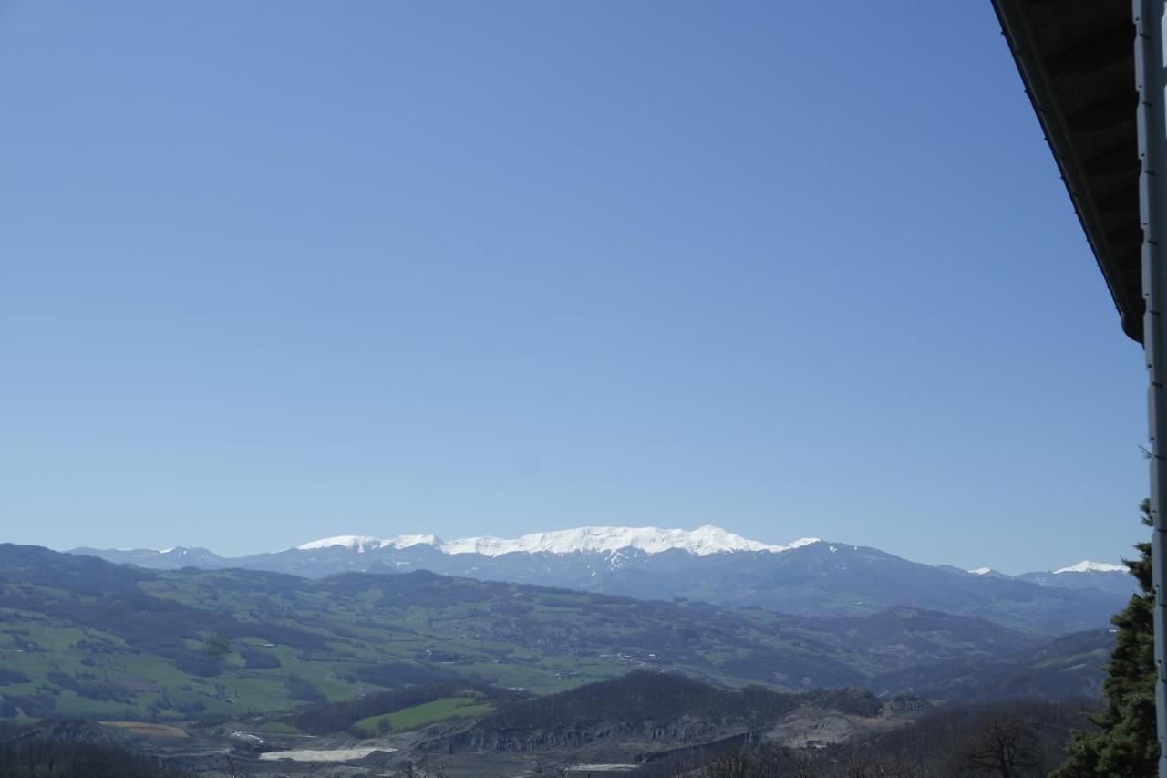 Bed and Breakfast Casale Monte Valestra Bebbio Экстерьер фото