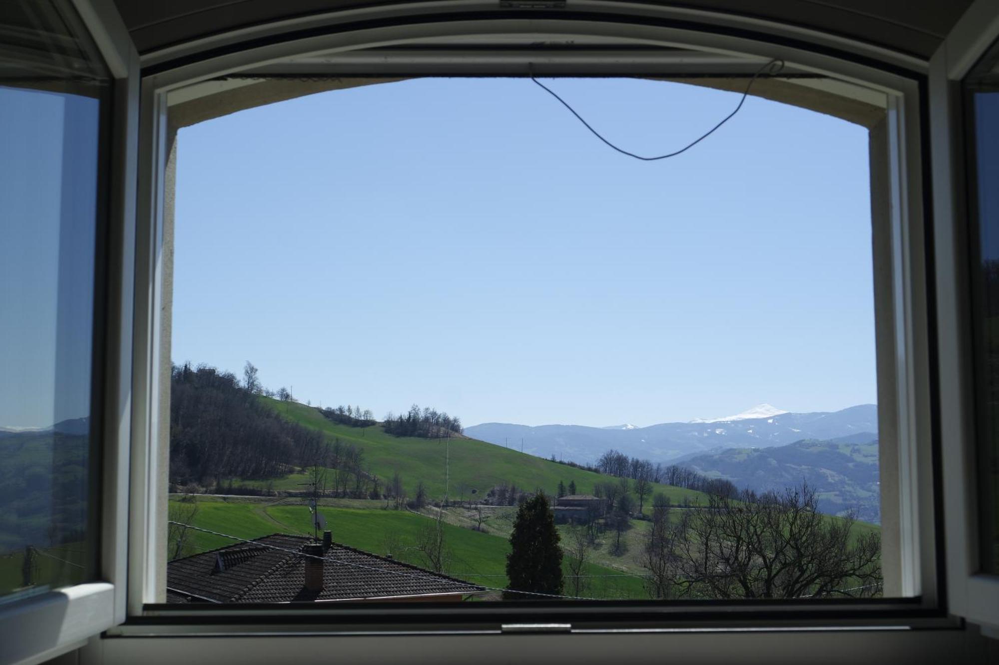 Bed and Breakfast Casale Monte Valestra Bebbio Экстерьер фото