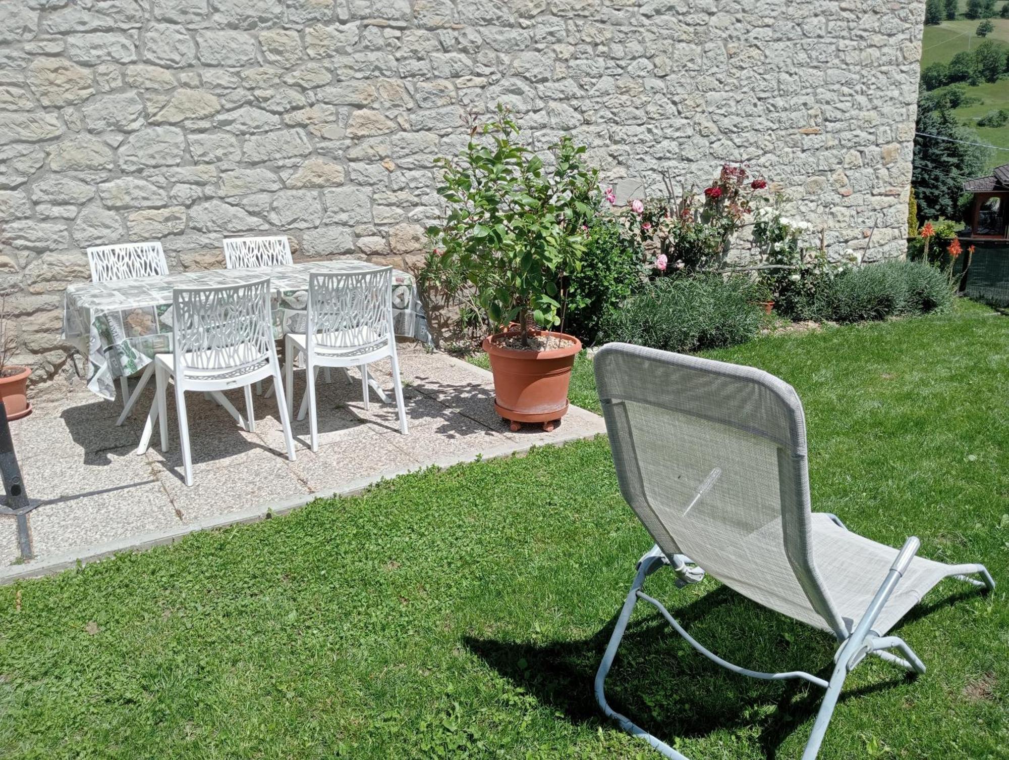 Bed and Breakfast Casale Monte Valestra Bebbio Номер фото