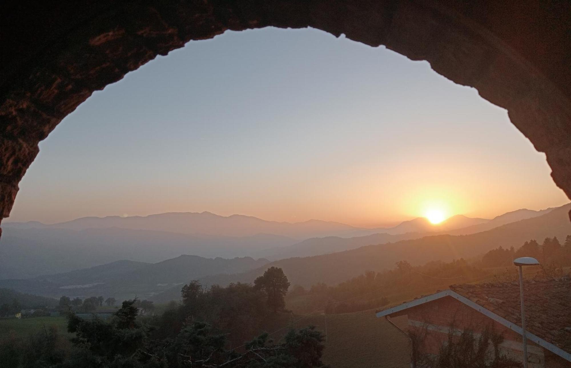 Bed and Breakfast Casale Monte Valestra Bebbio Номер фото